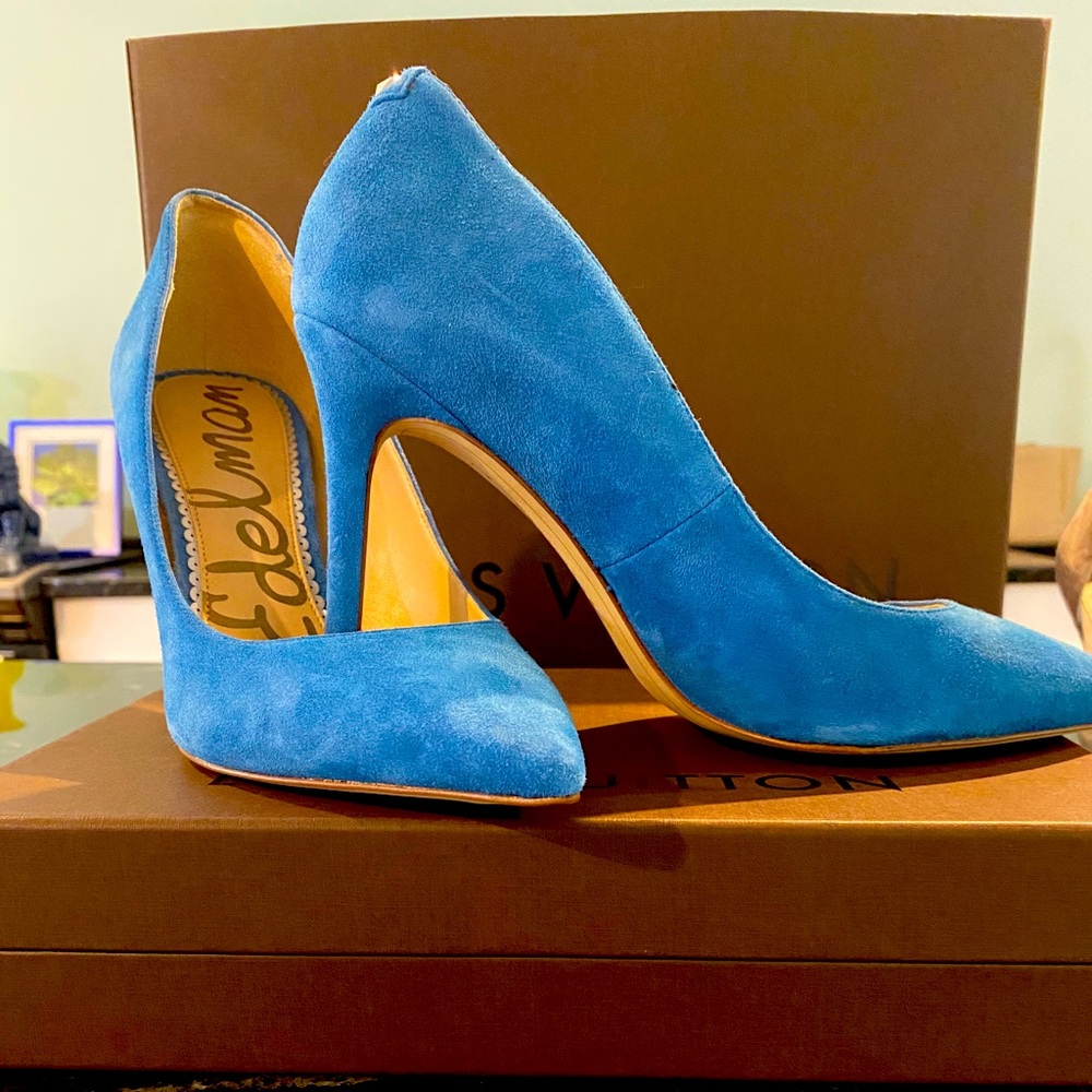 Blue Suede Pumps